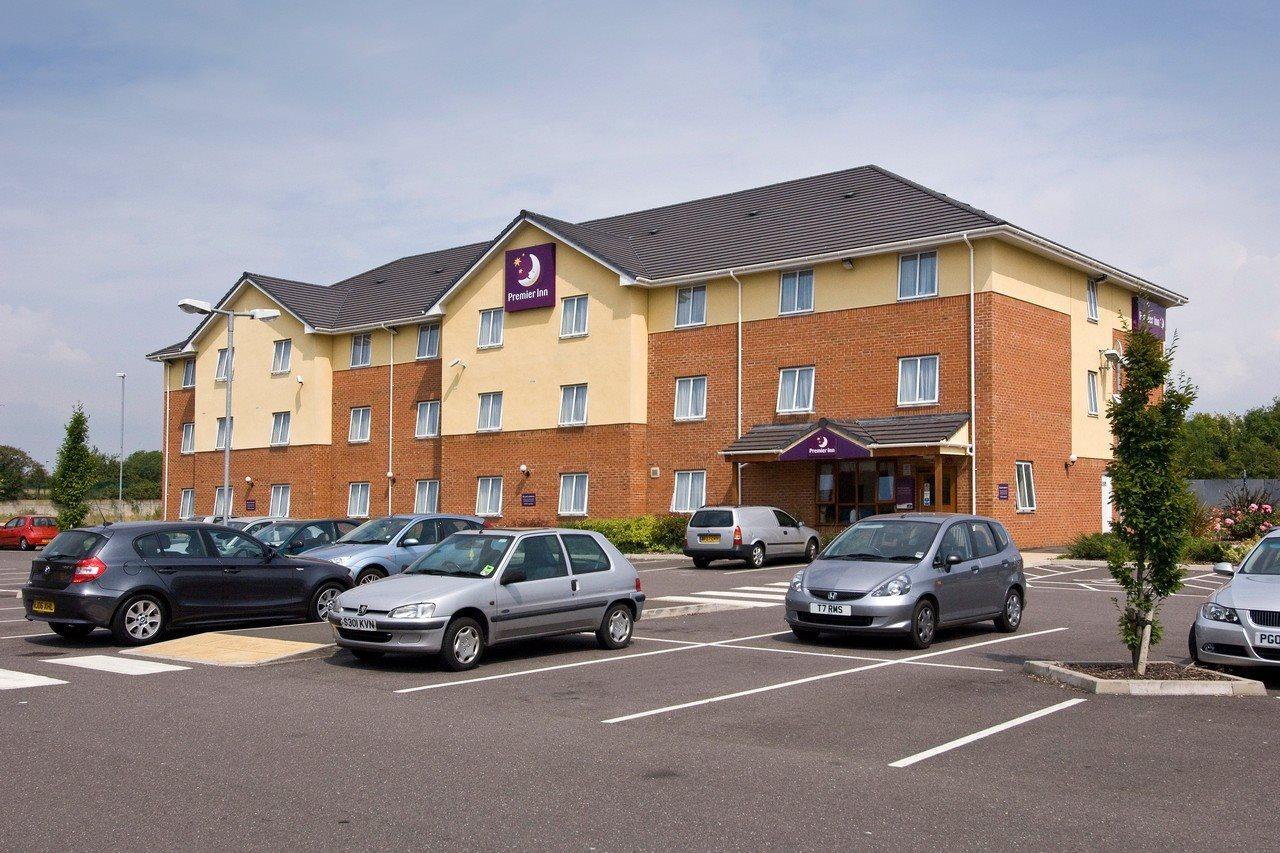 Premier Inn Swindon Central Extérieur photo