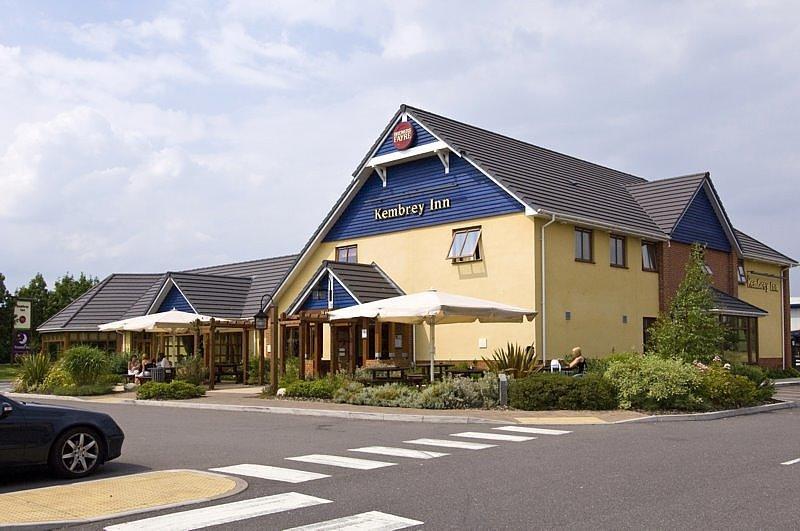 Premier Inn Swindon Central Extérieur photo