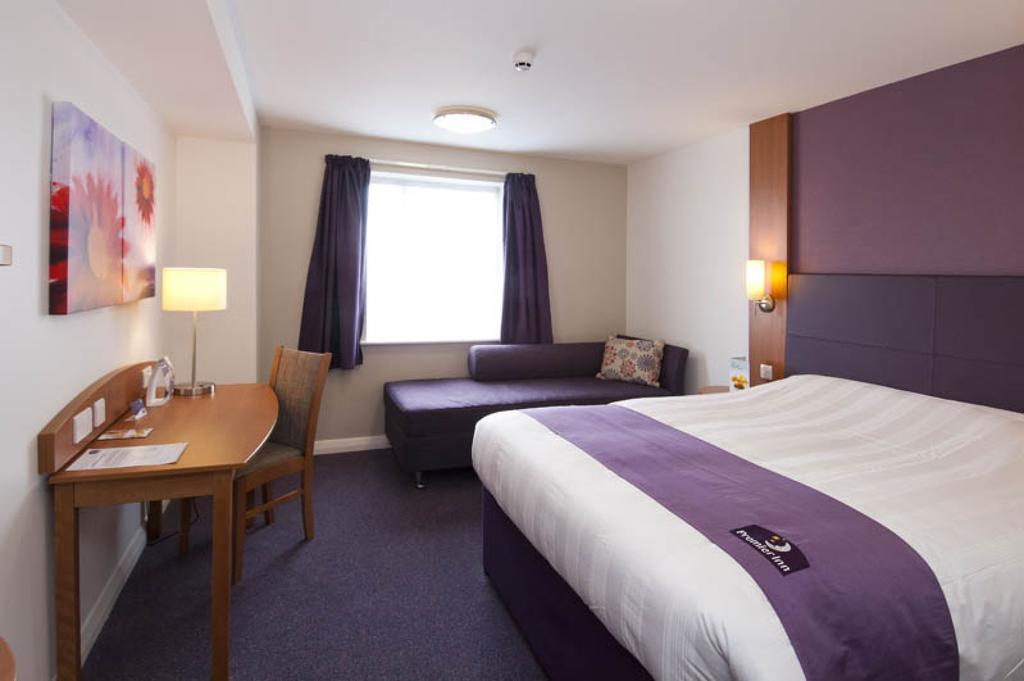 Premier Inn Swindon Central Chambre photo