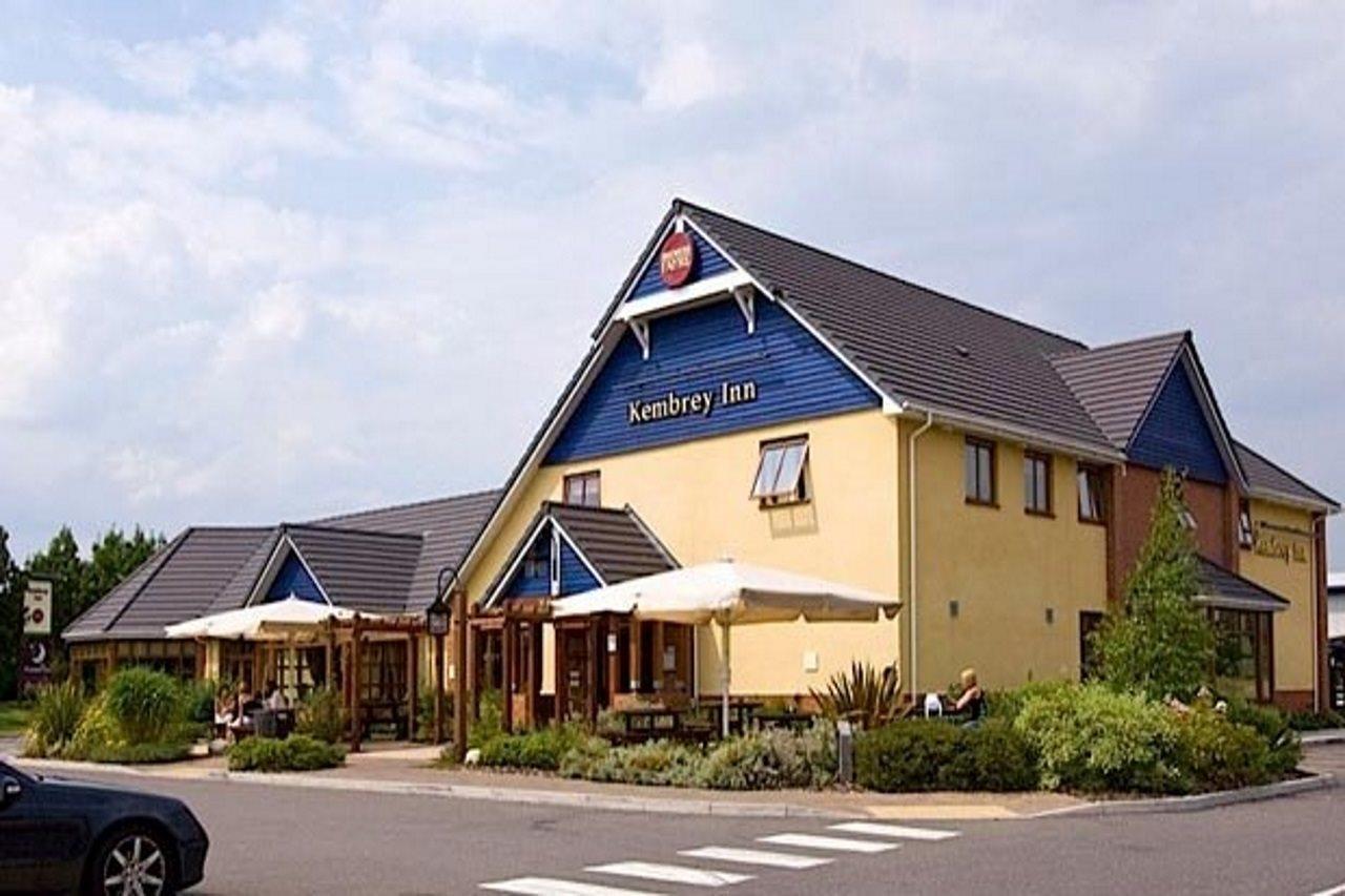 Premier Inn Swindon Central Extérieur photo